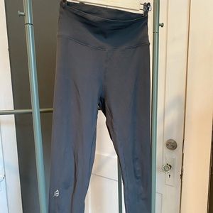 23” Alainah II allure legging in charcoal